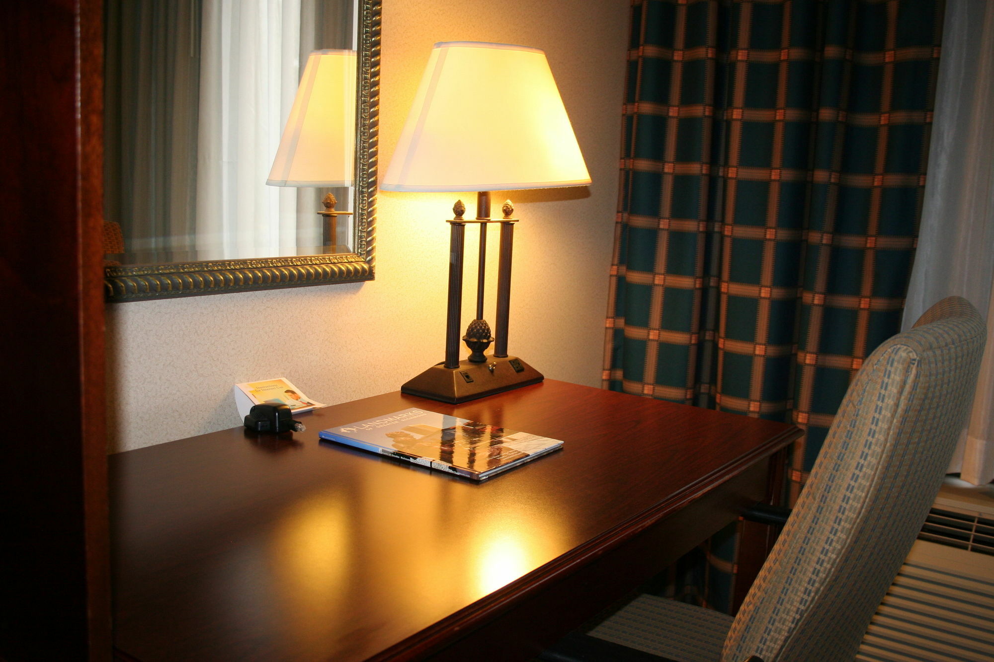 Hotel I-64 Richmond Dumbarton Buitenkant foto